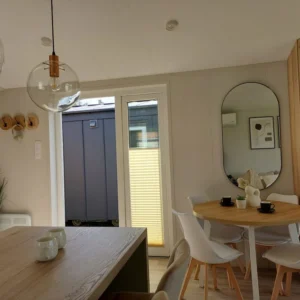 CASA BERYL SHADOW TURNER MALTA DE ROBLE