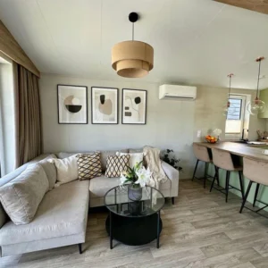 CASA BERYL SHADOW TURNER MALTA DE ROBLE