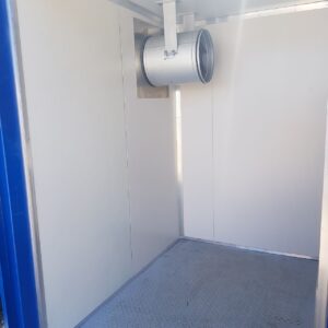 Pequeños contenedores aislados y acondicionados