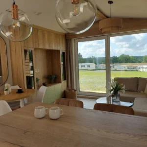 CASA BERYL SHADOW TURNER MALTA DE ROBLE