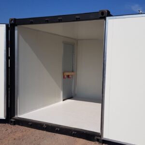 Contenedor acondicionado de 20 pies con dos ventanas y dos puertas