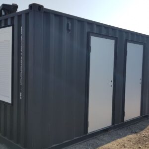 Contenedor acondicionado de 20 pies con dos ventanas y dos puertas
