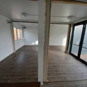 BUNGALOW CON INSTALACIONES SANITARIAS (50M2)