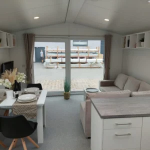 CASA MÓVIL “LUJO Y PRESTIGIO” 12,05X4,0 MT