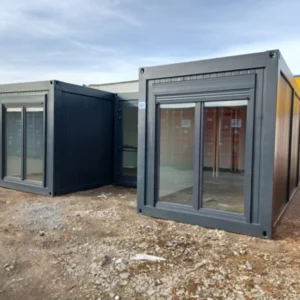 BUNGALOW CON INSTALACIONES SANITARIAS (50M2)